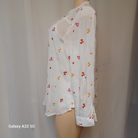 Rosa Y Everly Women Blouse Size XL Floral Embroidered White Blouse - Picture 8 of 12